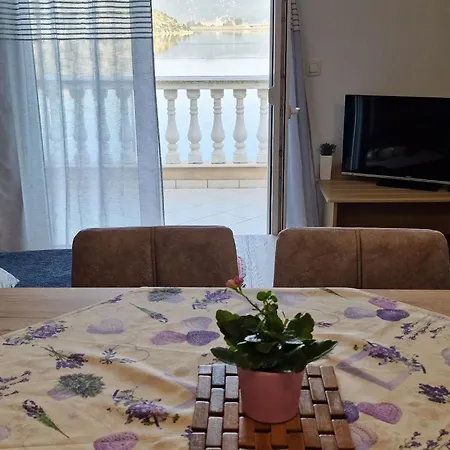 Ferienwohnung- Fuer 3 Personen By Interhome