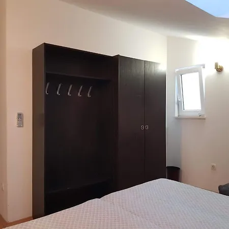 Ferienwohnung- Fuer 3 Personen By Interhome شقة *